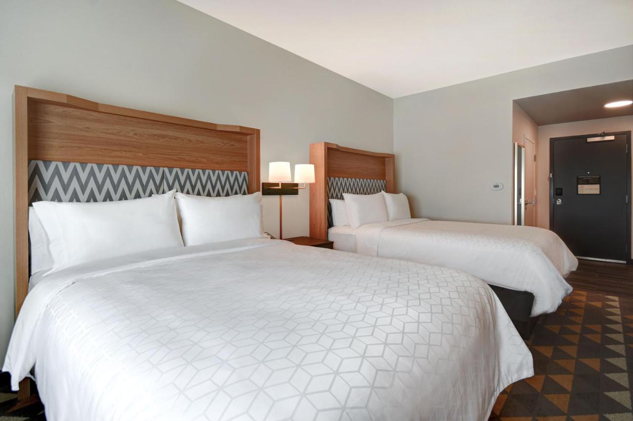 Holiday Inn - Erie By Ihg Екстериор снимка