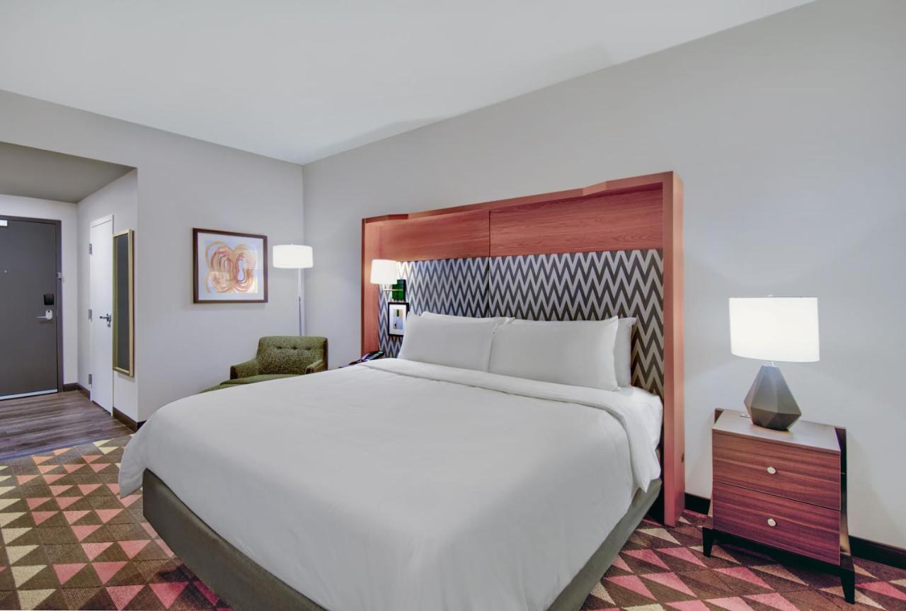 Holiday Inn - Erie By Ihg Екстериор снимка